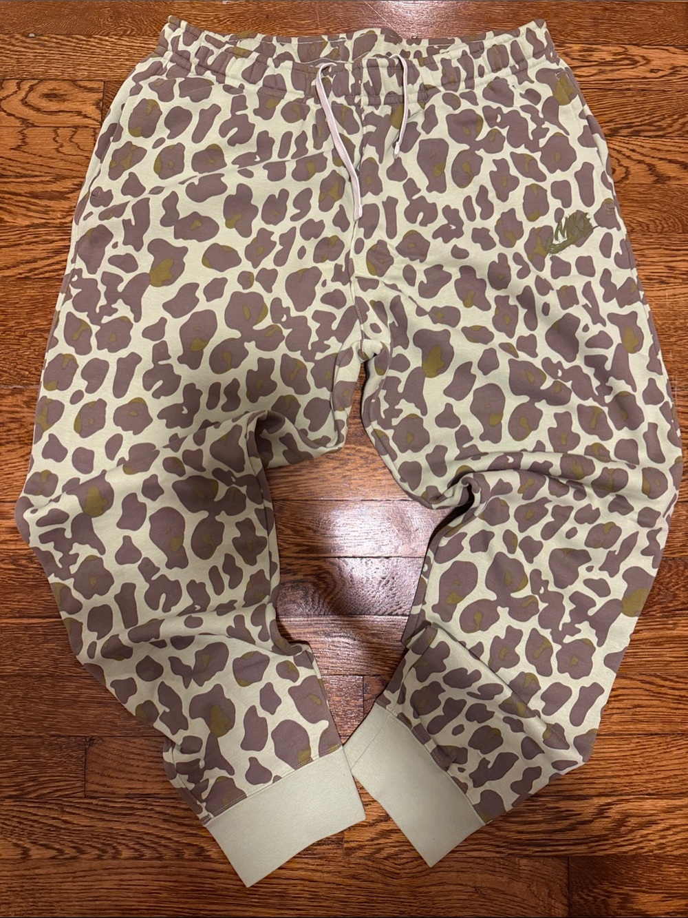 Nike Men's Leopard-Print Joggers